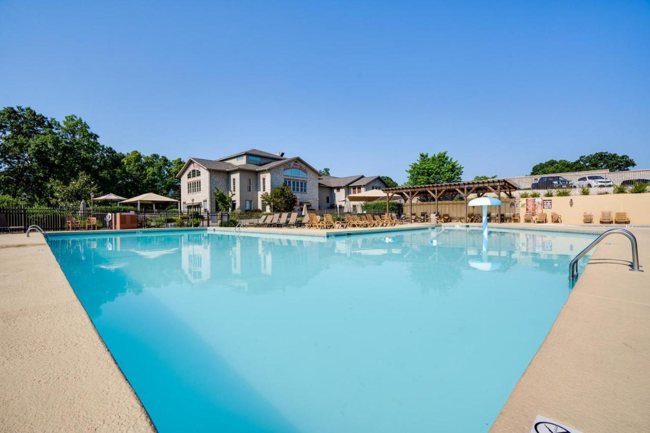 Hadley'S Place At Pointe Royale, Pristine 2 Bed 2 Bath Condo Бренсън Екстериор снимка